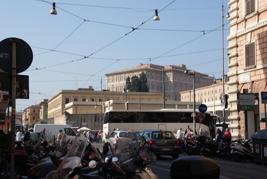Casa Mike Al Vaticano Róma Szoba fotó